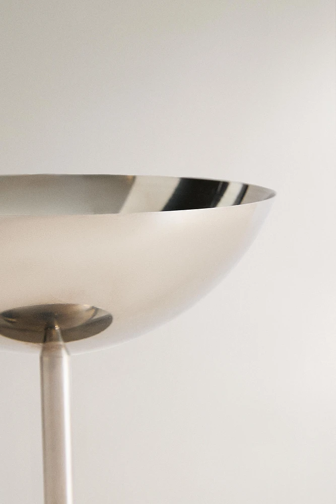 SHINY METAL WINE GLASS