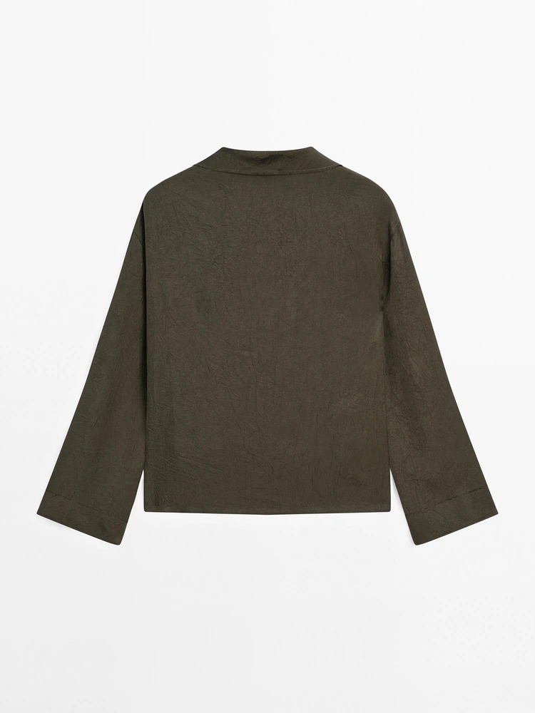 Blouse fluide à col polo