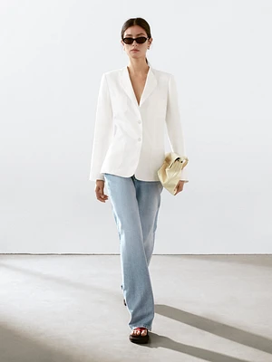 100% linen blazer with lapel detail