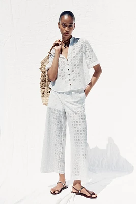 CHEMISE COURTE BRODERIES AJOURÉES