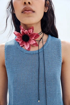 COLLIER CORDE FLEUR CONTRASTE