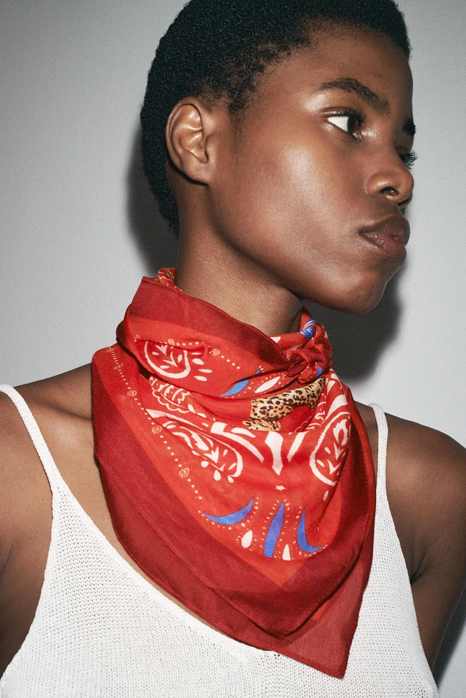 FOULARD MODAL À IMPRIMÉ