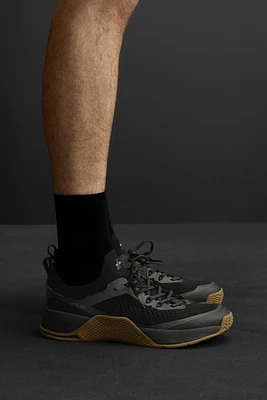 TRAINING SNEAKERS