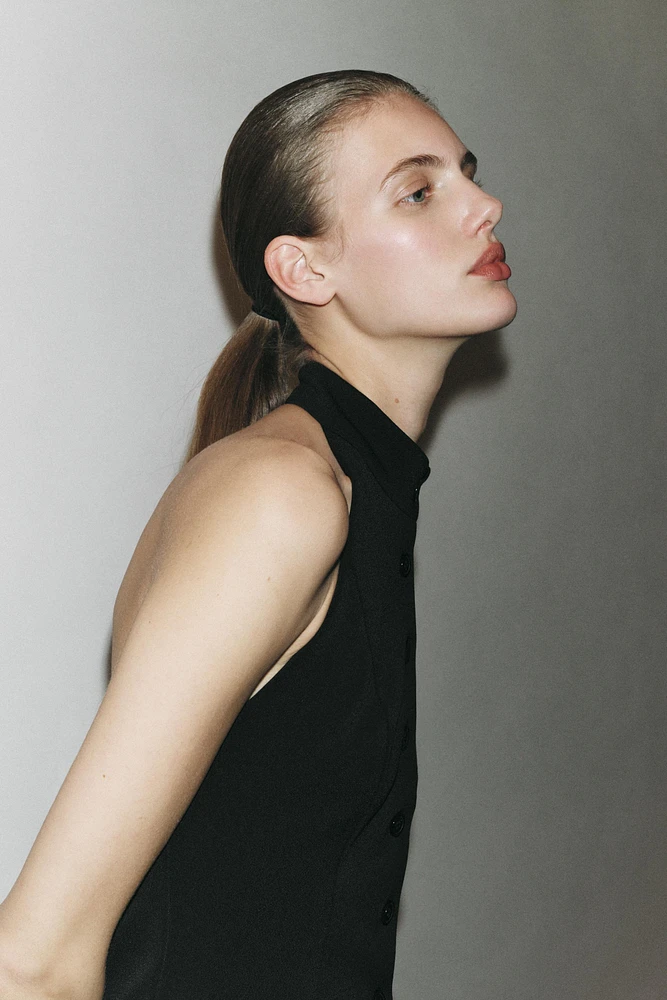 HALTER BUTTON VEST