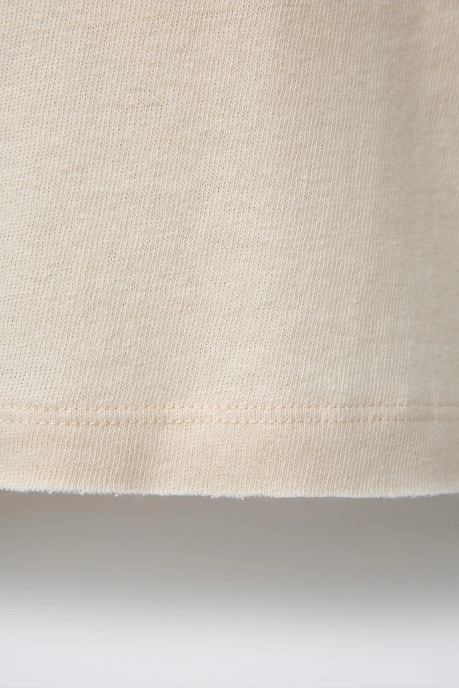 T-SHIRT EFFET DÉLAVÉ AVEC COTON ET LIN