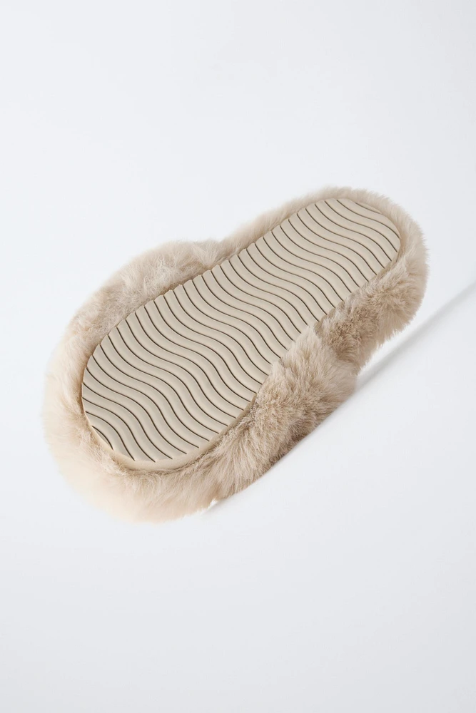HEART SLIPPERS