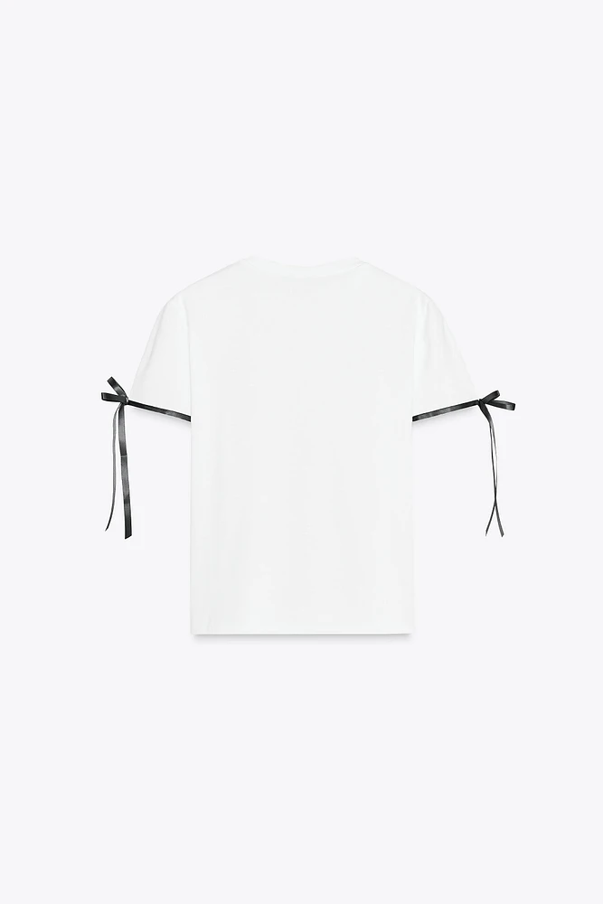 CONTRAST BOW T-SHIRT