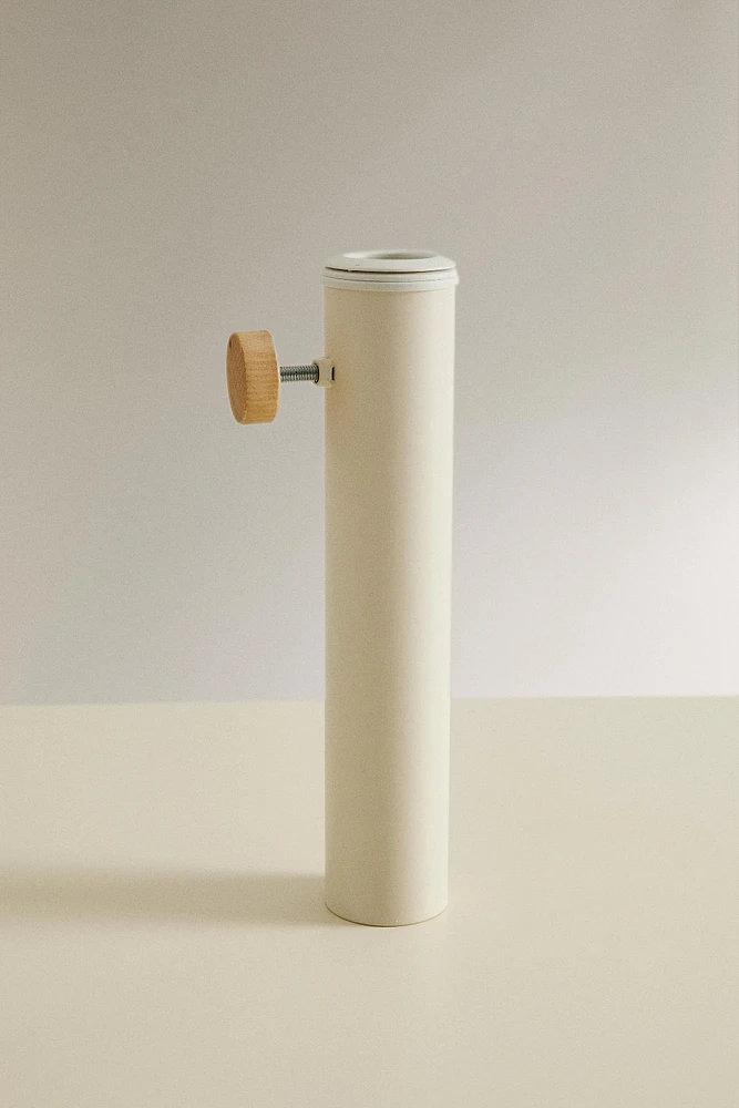 METAL BEACH UMBRELLA STAND