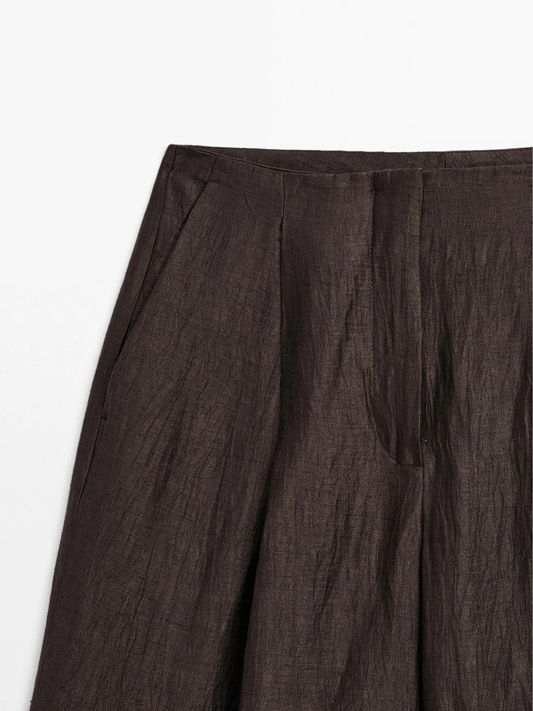 Flowing linen blend trousers with darts