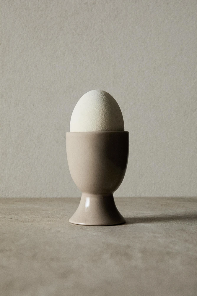 STONEWARE EGG CUP