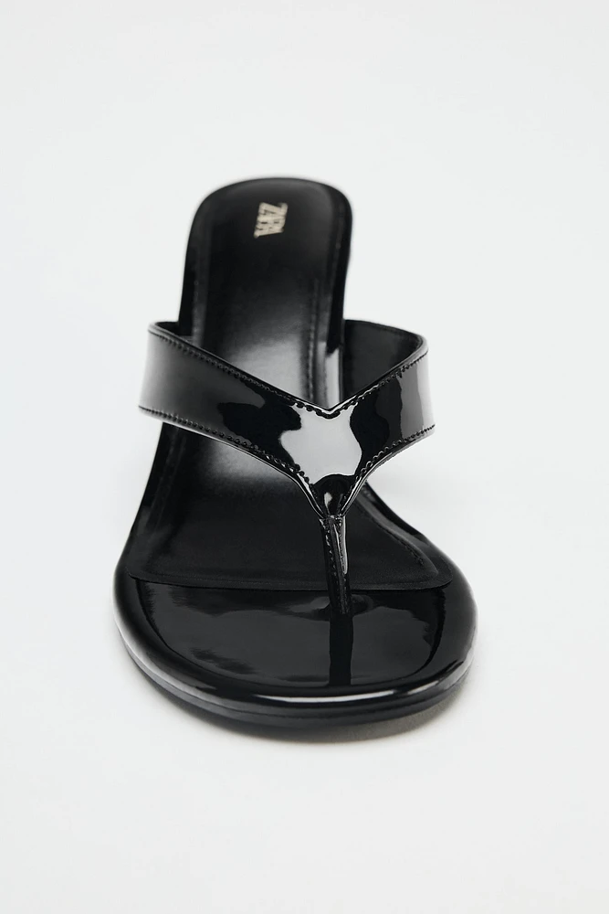 PATENT WEDGE SANDALS