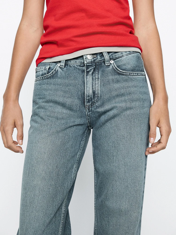 Low-rise straight-leg jeans