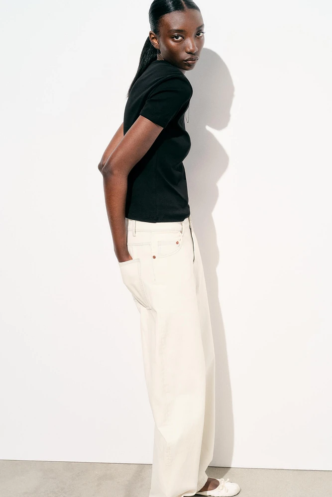 BACK SEAMED T-SHIRT