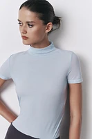 TOP COL MONTANT AVEC POLYAMIDE