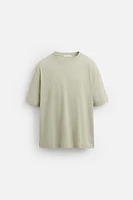 TEXTURED T-SHIRT