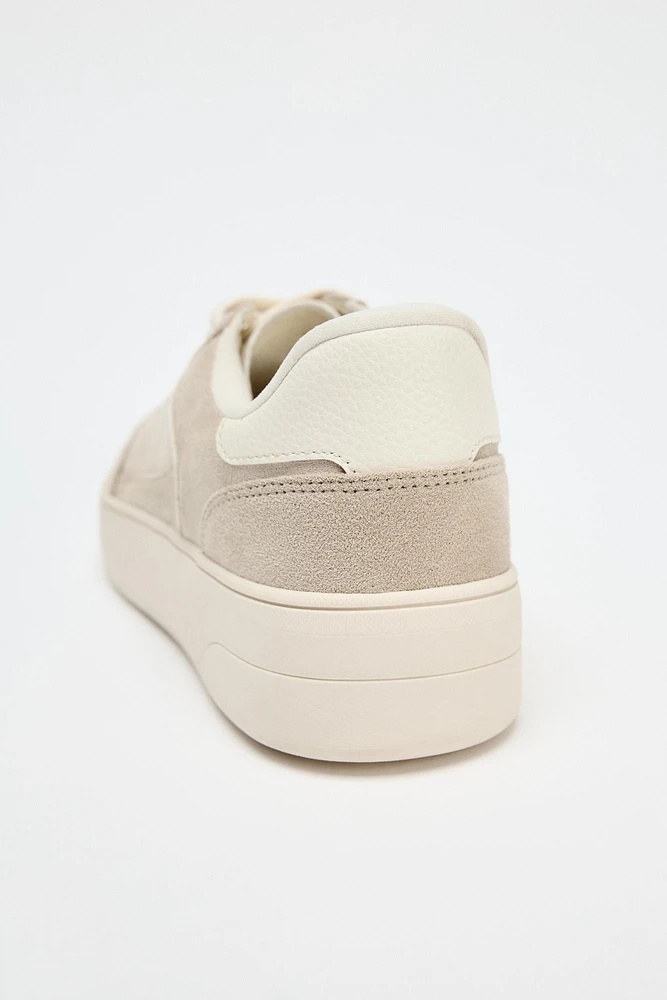 SOFT SNEAKERS