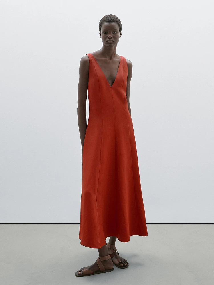 Long flowing flounce dress