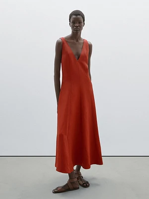 Long flowing flounce dress