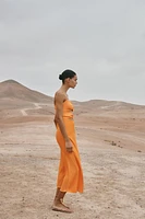 ROBE MI-LONGUE SATINÉE AJOURÉE