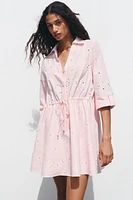 ROBE BRODÉE À EFFET GOMME