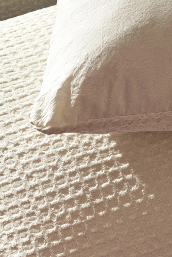 WAFFLE-KNIT PILLOWCASE