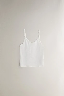 TOP WITH CROCHET DETAIL