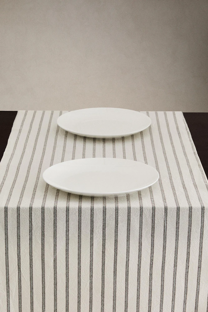 DYED THREAD STRIPED TABLE RUNNER