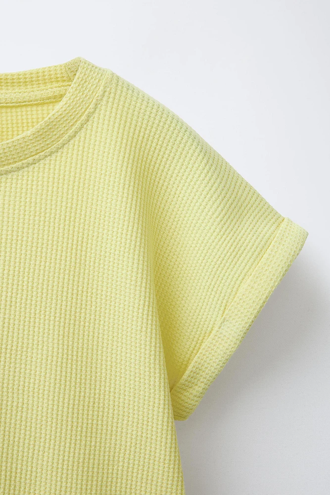 ENSEMBLE T-SHIRT ET BERMUDA GAUFRÉ