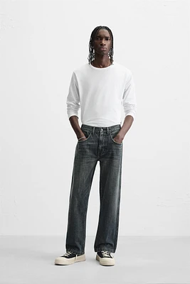 RELAXED STRAIGHT FIT JEANS