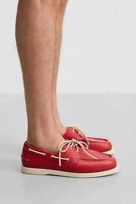 CHAUSSURES BATEAU EN CUIR