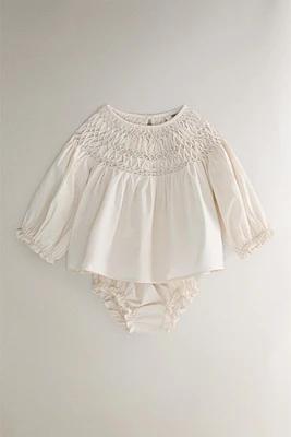 ENSEMBLE BÉBÉ NID D’ABEILLE ENFANT