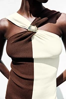 TOP HALTER EN MAILLE