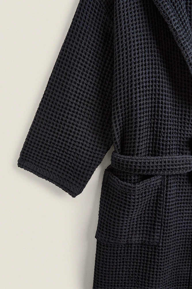 COTTON WAFFLE-KNIT BATHROBE