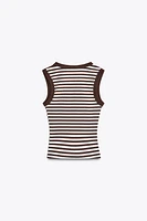 T-SHIRT DÉCOLLETÉ EN V