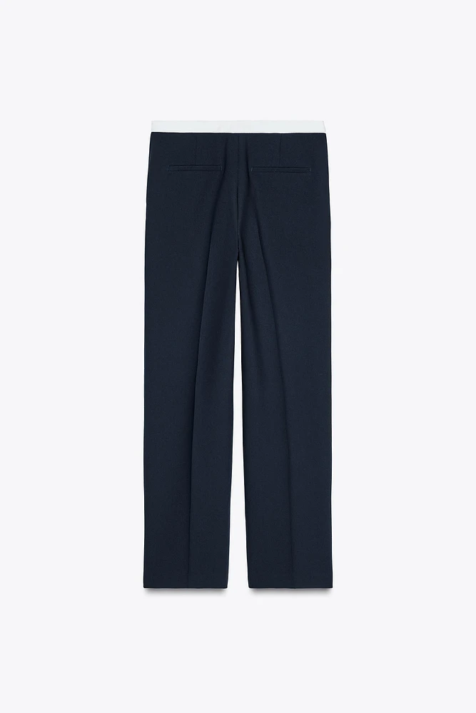 PANTALON DROIT TAILLE CONTRASTÉE