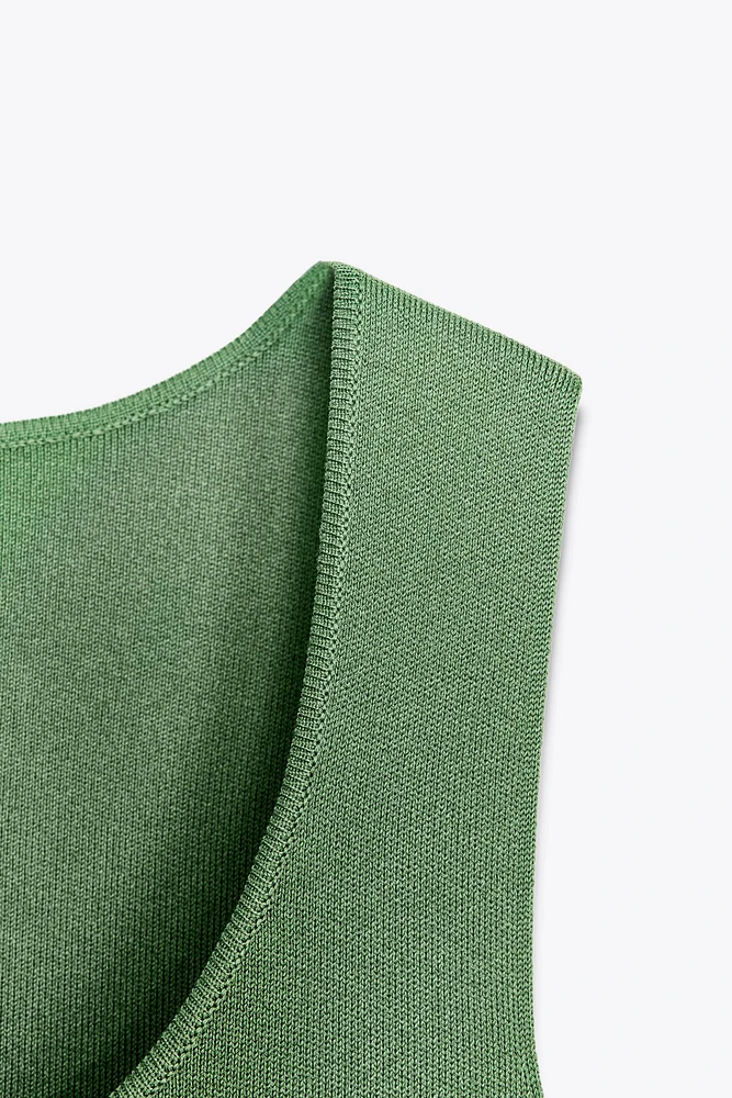 ROBE EN MAILLE PLISSÉE MATIÈRES VARIÉES