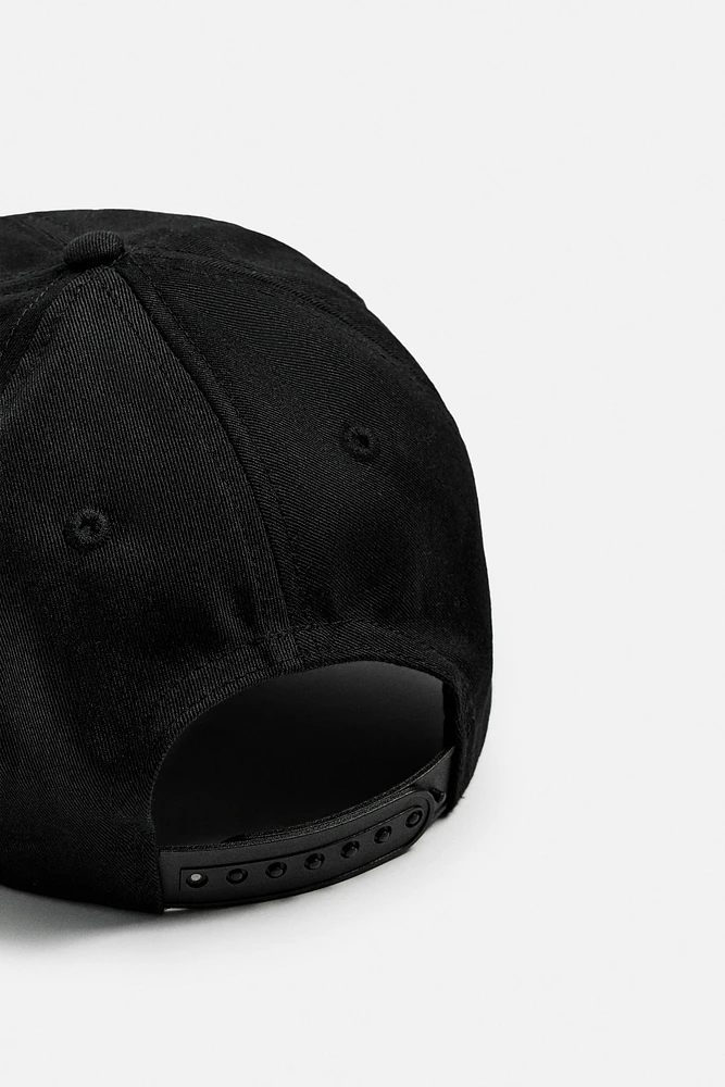 CONTRAST PATCH CAP