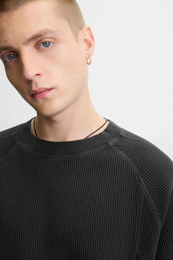 STRUCTURED WASHED T-SHIRT
