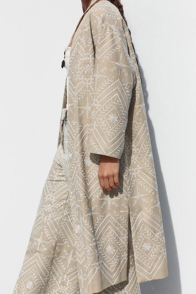 EMBROIDERED KIMONO BLAZER