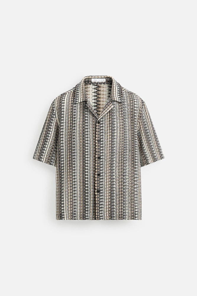 CHEMISE EN JACQUARD GÉOMÉTRIQUE