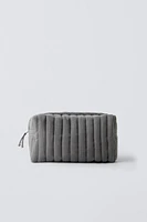 TEXTURED POUCH