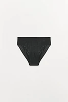SEAMLESS PANTIES