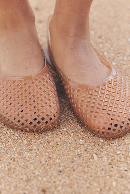 RUBBERIZED EFFECT SLINGBACK SHOES