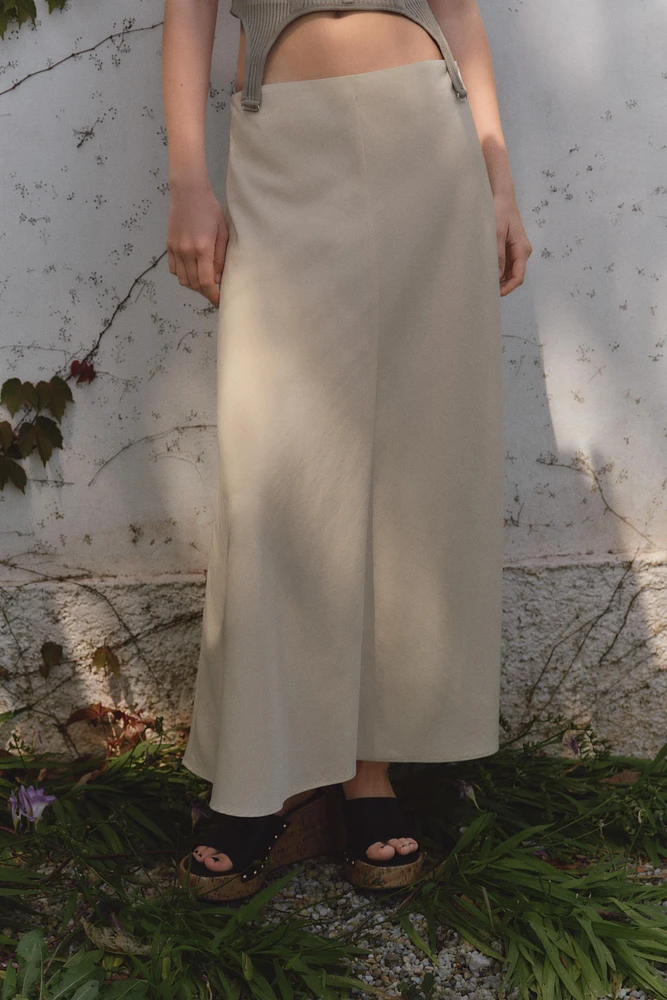 MIDI SKIRT
