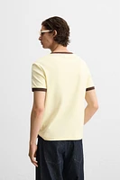 CONTRAST TEXT RIBBED T-SHIRT