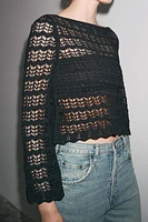 PULL COURT EN MAILLE POINTELLE