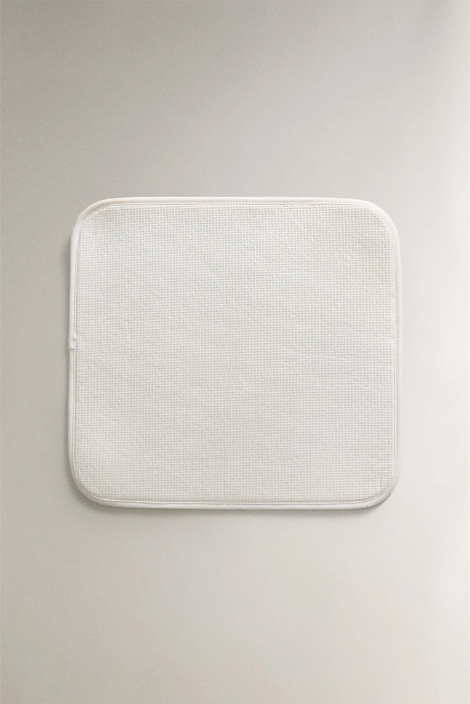 DISH DRYING MAT
