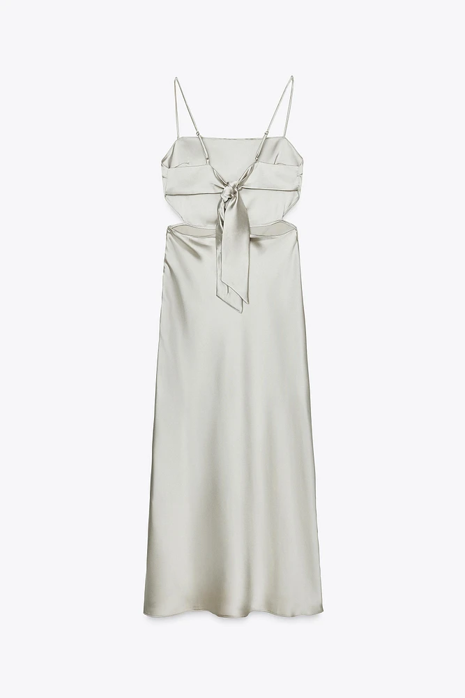 ROBE SATINÉE HAUT FOULARD