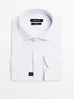 Chemise slim micro-rayures 100 % coton
