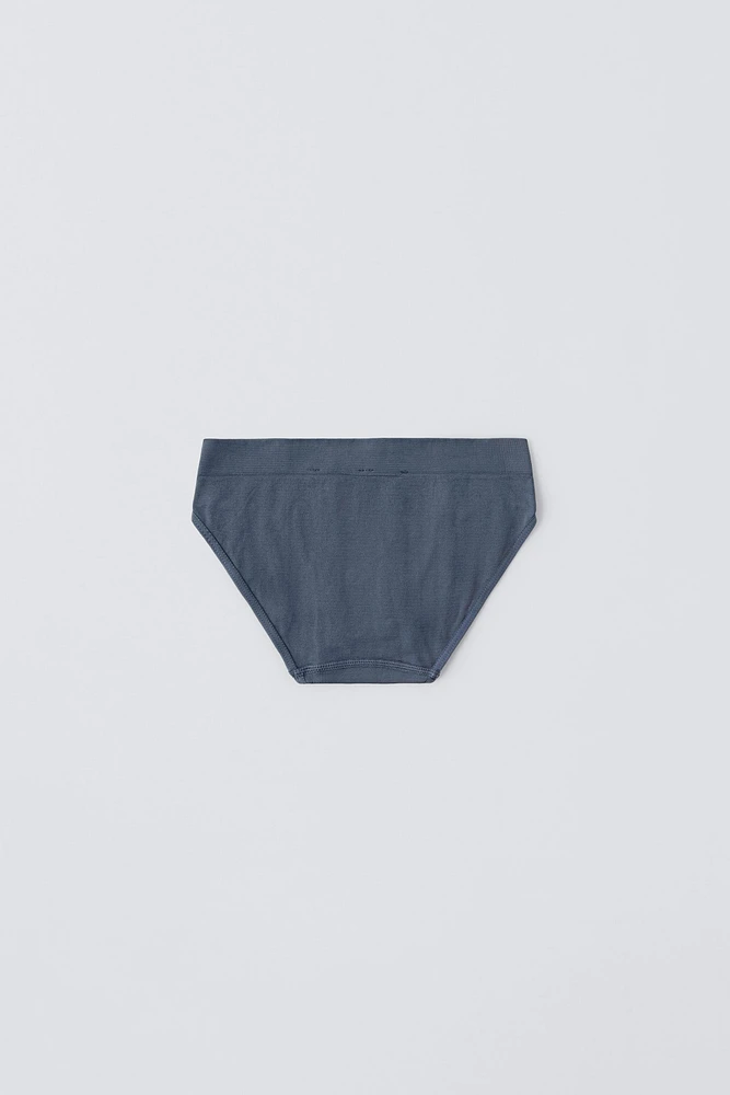 8-14 YEARS/ THREE-PACK OF SEAMLESS SPORTY UNDERWEAR